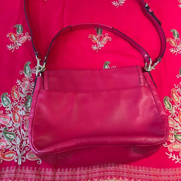 Red Leather Coach Flap Bag with Exquisite Gold Detail - Picture 2 of 6